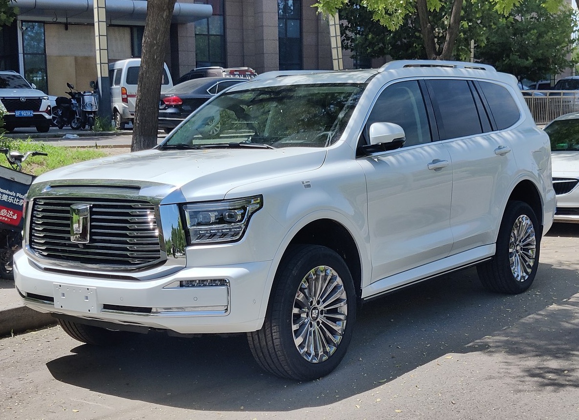 TANK 500 дешевле TOYOTA Land Cruiser 300 и лучше его