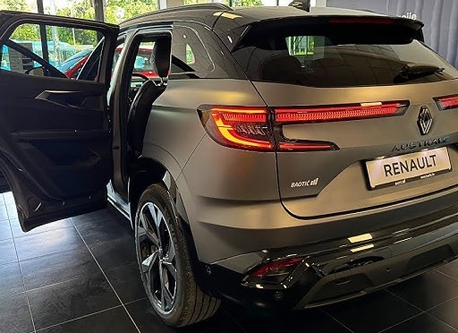 Renault Austral E Tech 2024 года — интерьер, экстерьер и звук