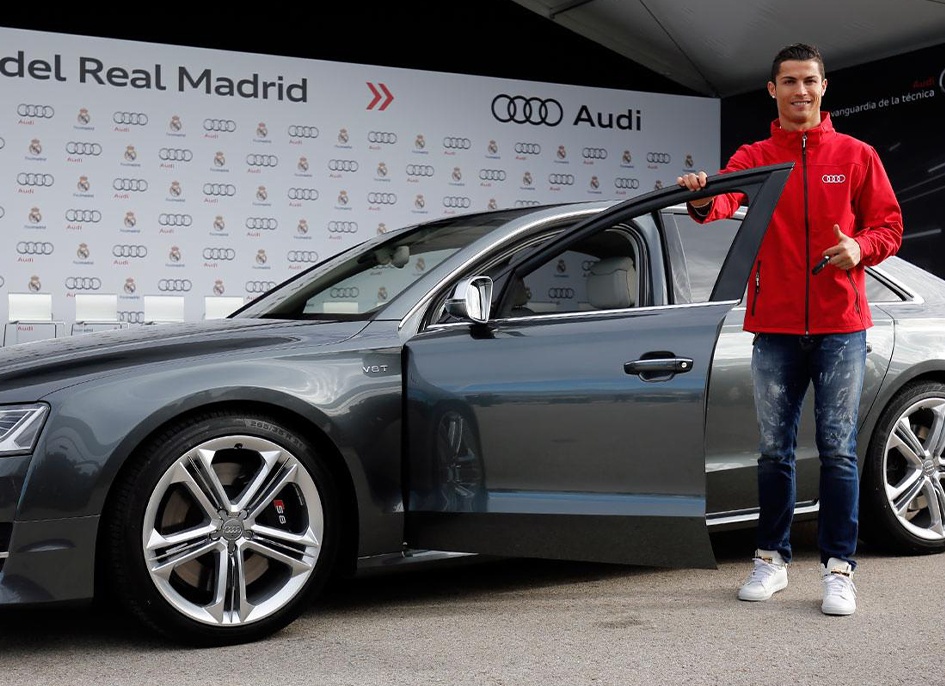 Автопарк Мировых Звезд