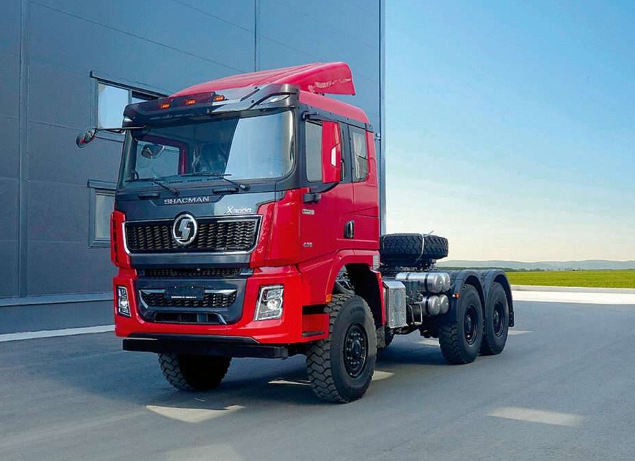 Полноприводный тягач Shacman Х3000 6х6 – скромный работяга